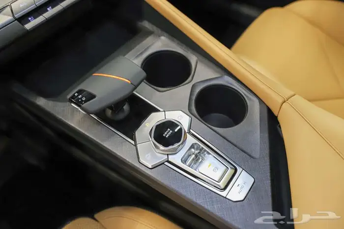 شانجان يوني في سبورت و اليت 2026 UNI V عروض نهاية السنة 8