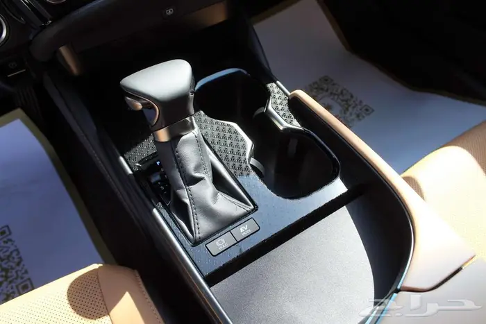 لكزس - ES300 Ah هايبرد - 2025 - خليجي 14