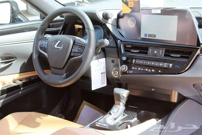 لكزس - ES300 Ah هايبرد - 2025 - خليجي 5