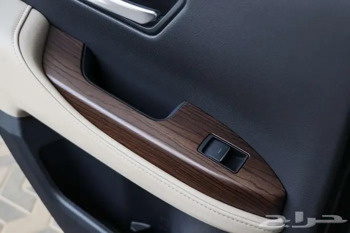 تويوتا لاندكروزر جي اكس ار L4 موديل 2025 اصفار 16