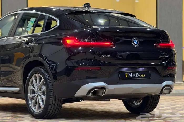 BMW X4 2025 اسود خليجي تحت الضمان 4