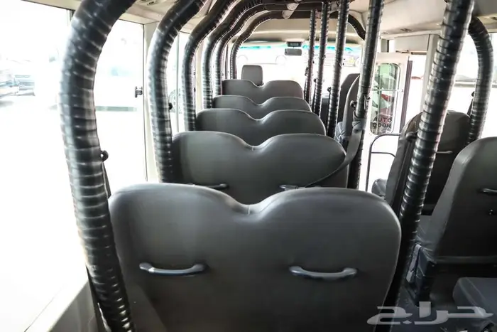 باص تويوتا كوستر موديل 2020 مجهز من ارمكو 7
