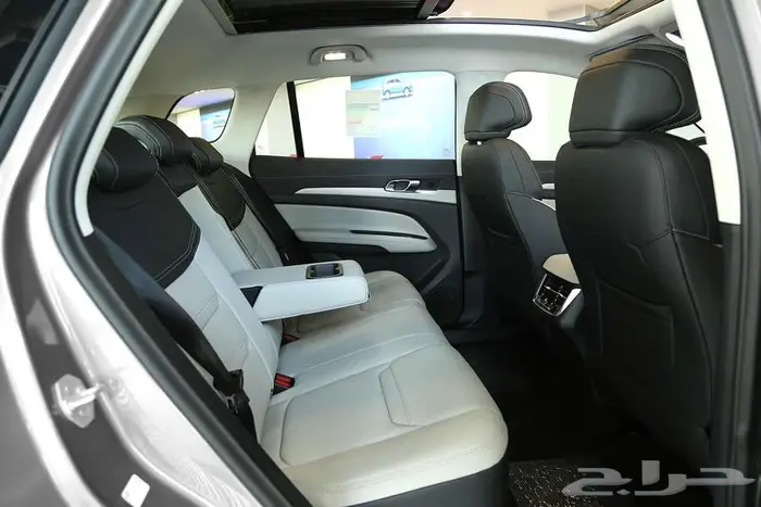 فورد تيريتوري ترند 2026 6