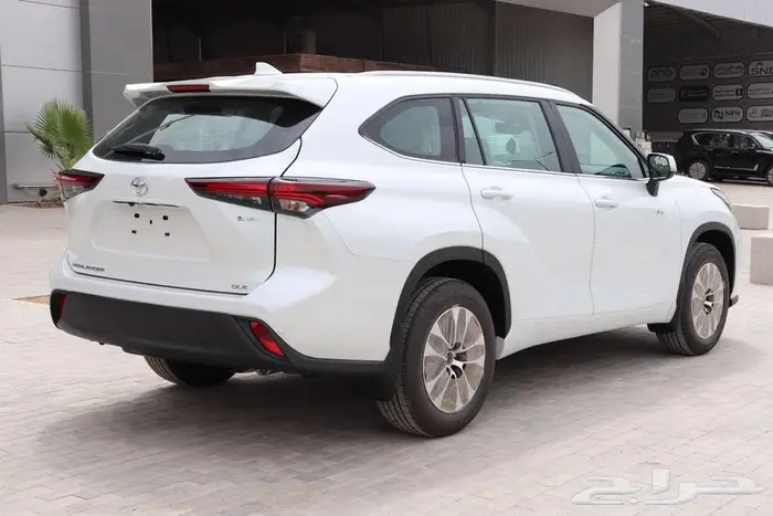 هايلندر GLE نص فل 2025 4