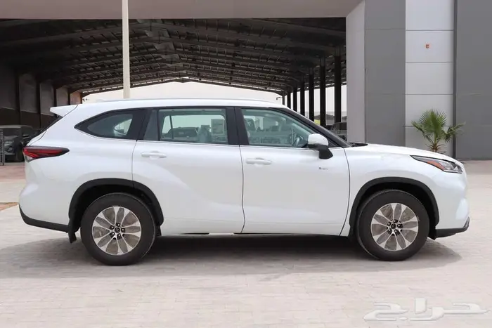 هايلندر GLE نص فل 2025 3