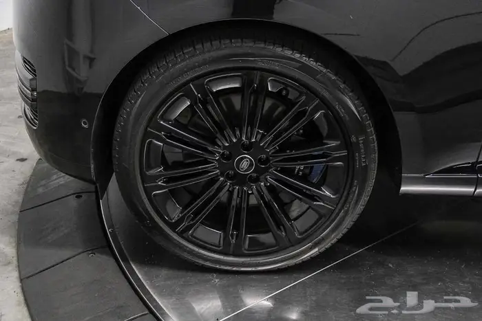 رنج روفر فوج 2024 V8 مواصفات عالية بسعر لقطة 8