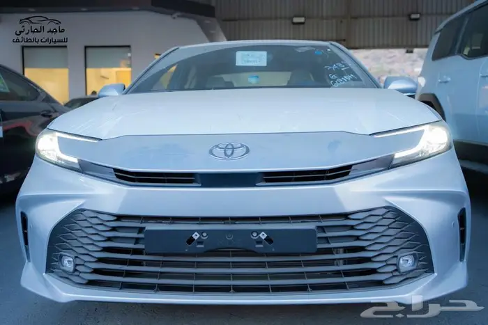 تويوتا كامري E-PLUS هايبرد 2025 ب 114.500 شامل الضريبة 2
