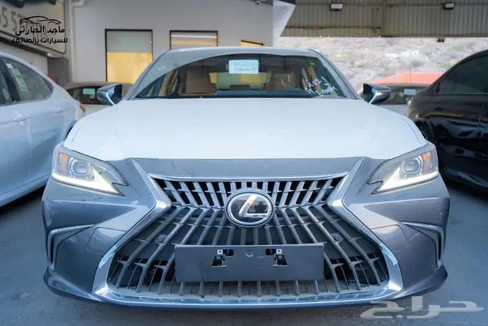 لكزس ES250 2025 ب 182.900شامل الضريبة 2