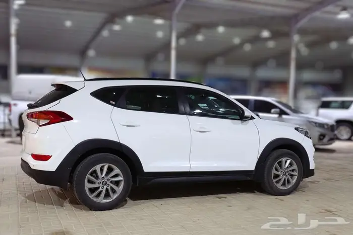 هيونداي توسان 8