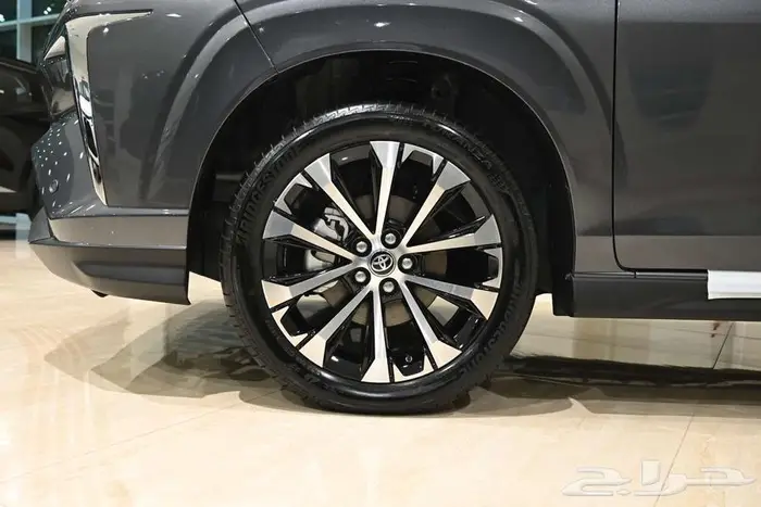 تويوتا فيلوز 4