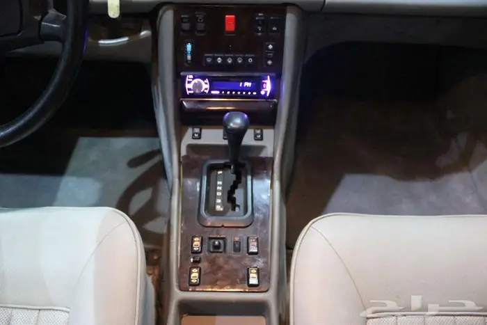 مرسيدس 1987 اس اي ال 560 أمريكي بطاقة جمركيه 36