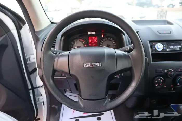 ايسوزو ديماكس جوانب 2025محرك 1900 CC 150حصان فرع جده 10