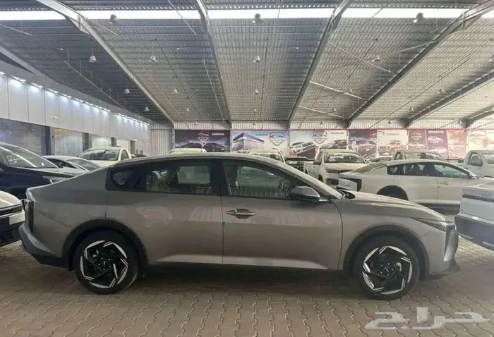 كيا k4 استندر ونص فل 2026 اقوي العروض والخصومات 8