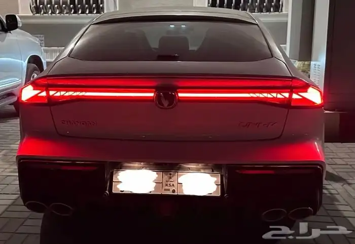 للبيع شانجان يوني في موديل 2025 5