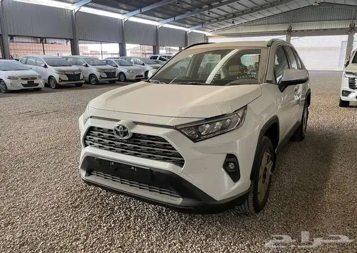 تويوتا راف فور فتحة XLE نص فل بنزين 2025 5