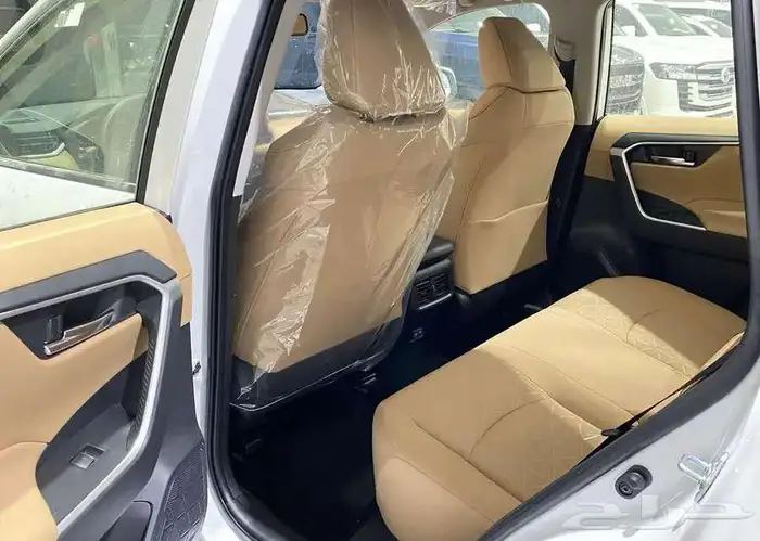 تويوتا راف فور فتحة XLE نص فل بنزين 2025 9