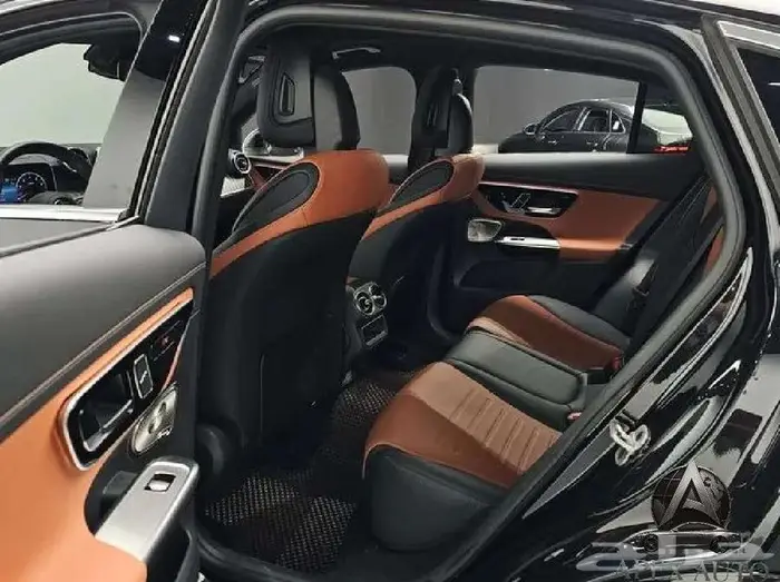 مرسيدس GLC300 4MATIK Coupe 2024 16