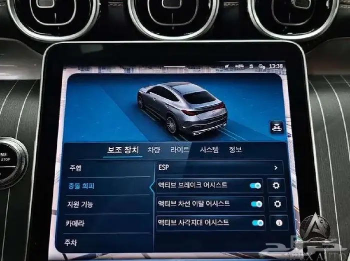 مرسيدس GLC300 4MATIK Coupe 2024 15