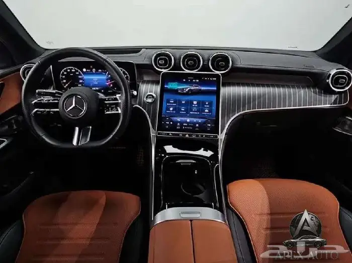 مرسيدس GLC300 4MATIK Coupe 2024 13