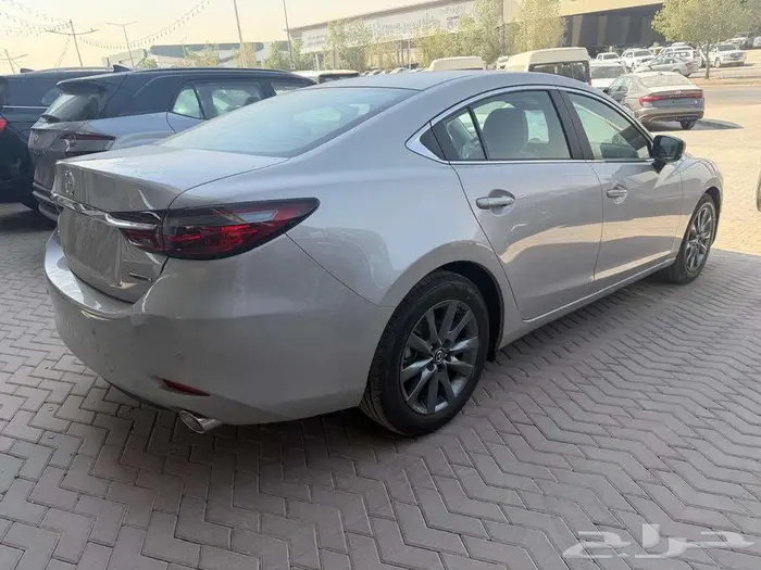 مازدا 2025_ cx6_ستاندر لون ابيض وكحلي وبيج بالتقسيط 4