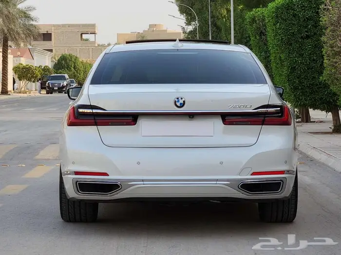 بي ام 2020 730 ناغي 9