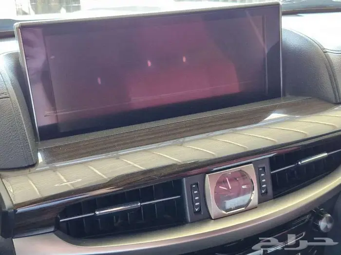 لكزس LX570 موديل 2019 بلاك اديشن وكاله 12