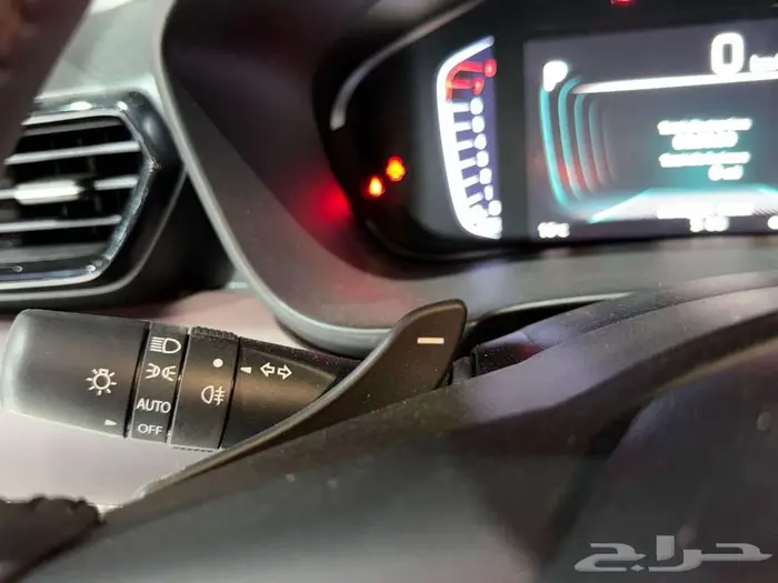 اوربان كروزر فل كامل ابيض سقف اسود بنزين 2026 15