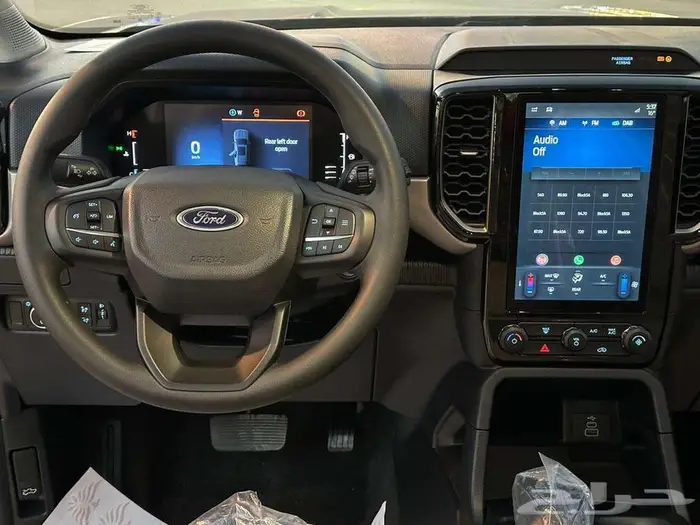 فورد إيفرست 2025 XLS دبل وارد الناغى 3