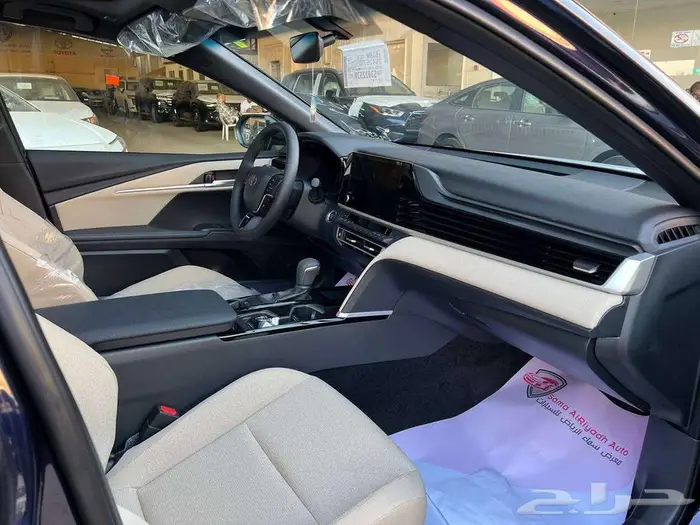 تويوتا كامري ال اي بنزين 2025 كاش واقساط ودفعتين 2