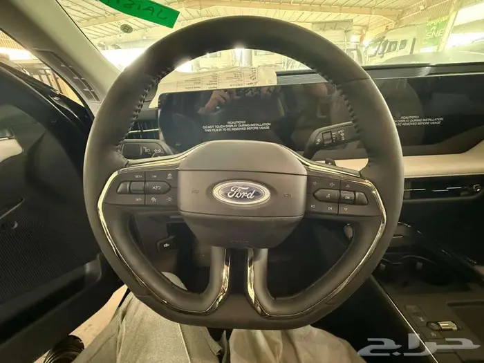 فورد تورس ترند نص الفل لون اسود 2026 كاش واقساط 4