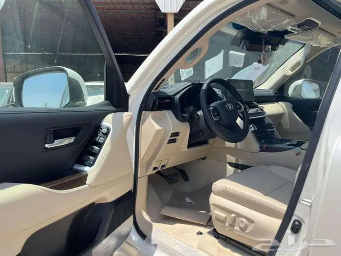 لاندكروزر GXR L4 2025 نقد وتقسيط ( أقل سعر ) 4