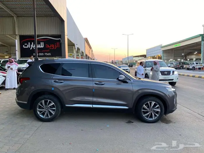 سنتافي 2020 ديزل 5 مقاعد عداد 200 ألف وارد كوريا 25