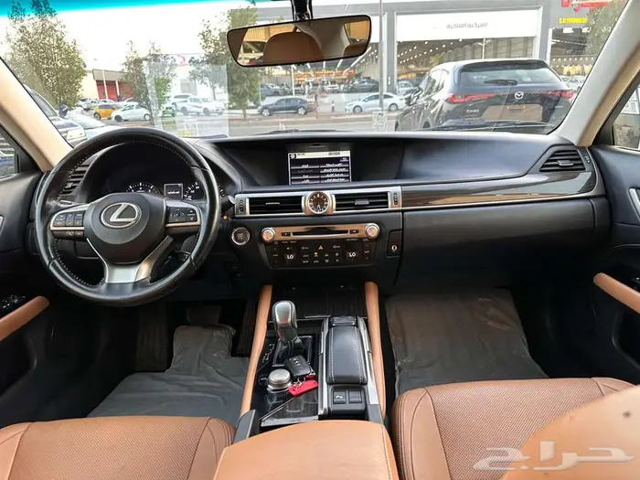 لكزس GS350 2018 6
