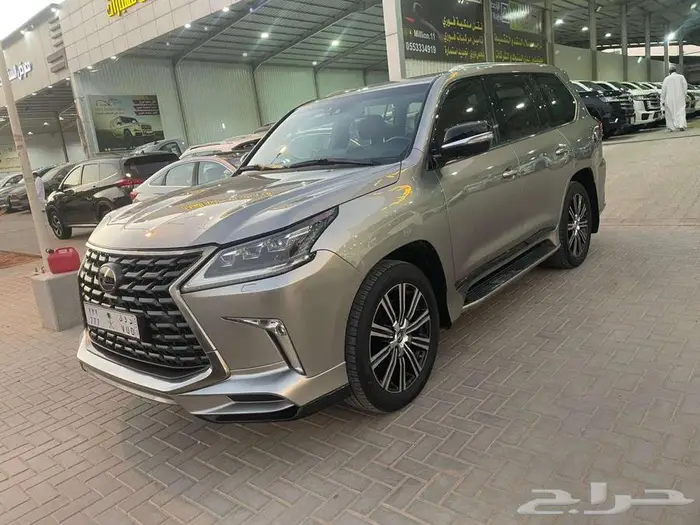 لكزس LX -570 سعودي 2018 فل كامل 1