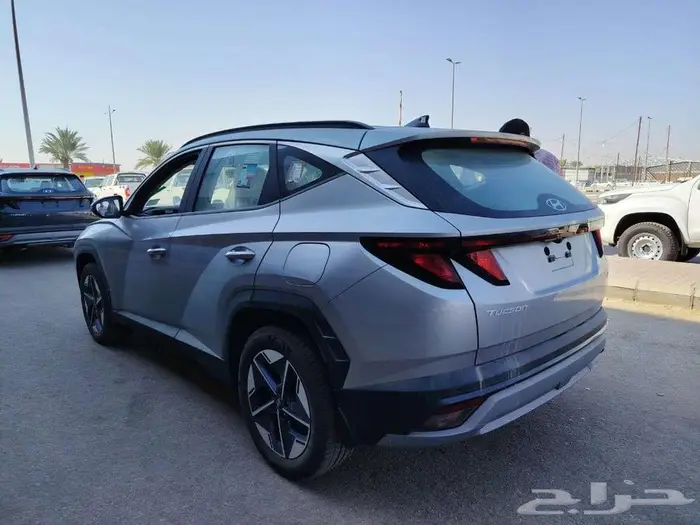 توسان اسمارت 2025 8