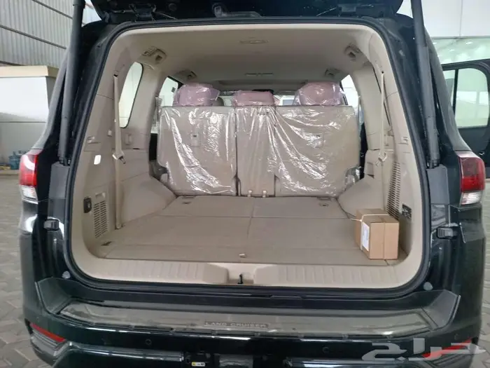 جي اكس ار L4 موديل 2025 بنزين بريمي اللون اسود 24