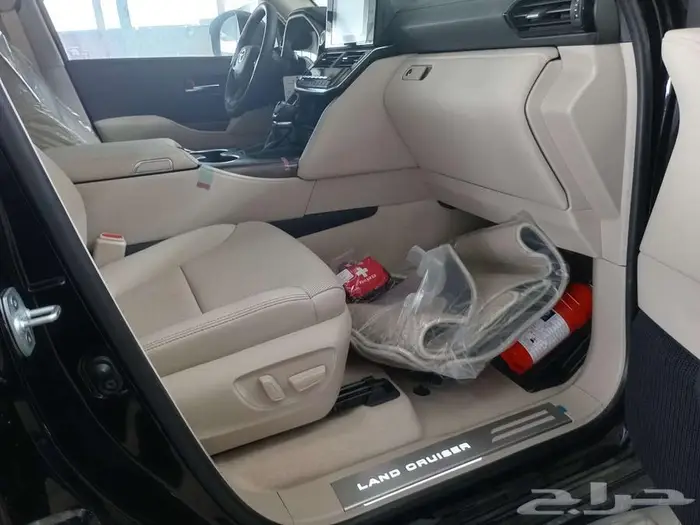 جي اكس ار L4 موديل 2025 بنزين بريمي اللون اسود 9