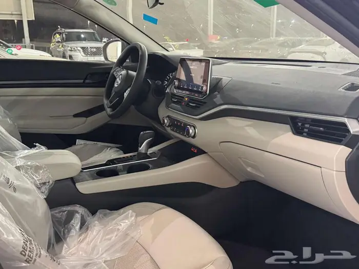 نيسان التيما موديل 2025 16