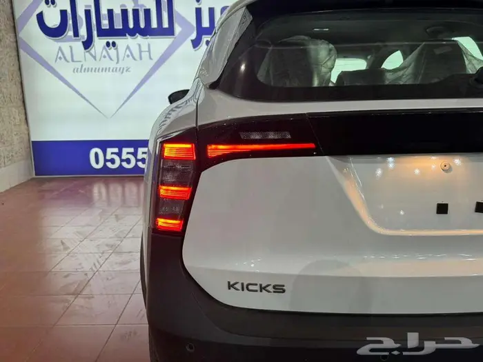 نيسان كيكس 2025 استاندرد 11