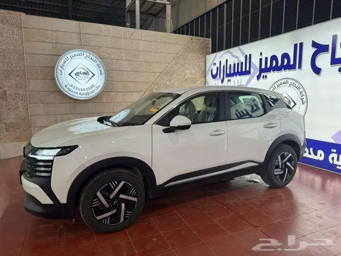 نيسان كيكس 2025 استاندرد 8