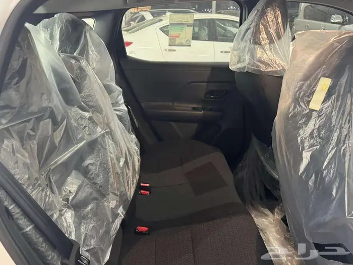 نيسان كيكس 2025 استاندرد 31