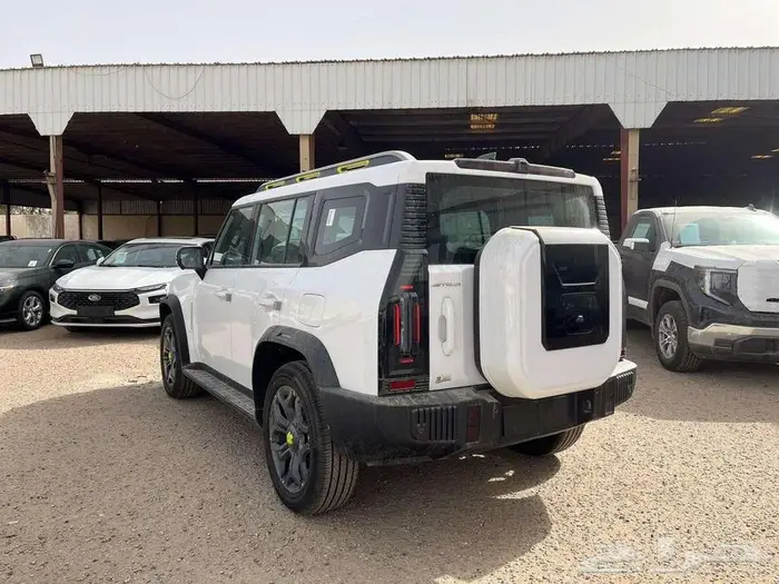 جيتور T2 لاكجري 2025 3