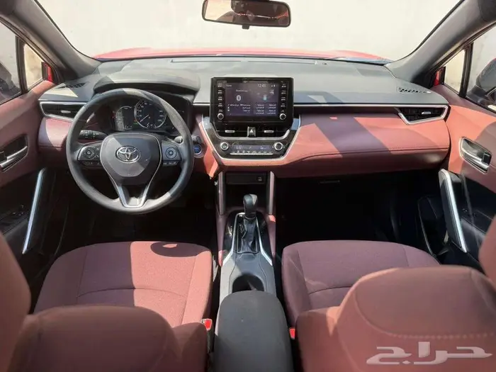 تويوتا كرولا كروس موديل 2022 ممشي 15 الف كيلو 6