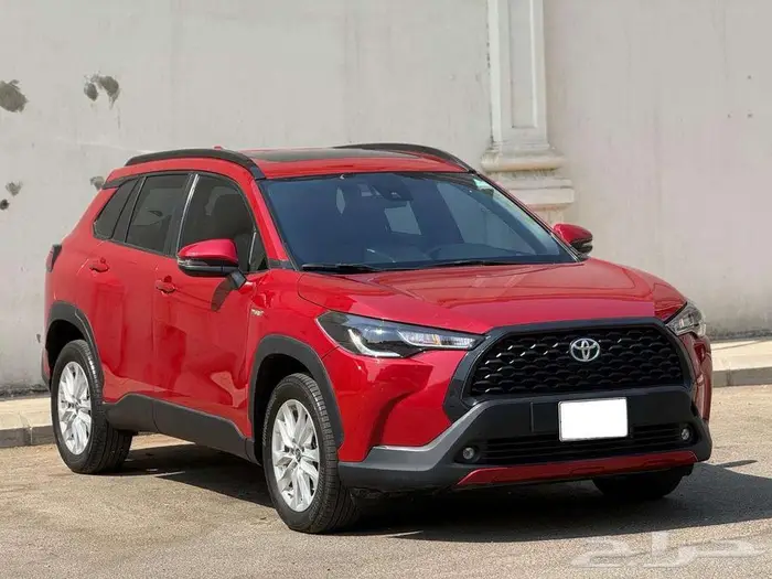 تويوتا كرولا كروس موديل 2022 ممشي 15 الف كيلو 3