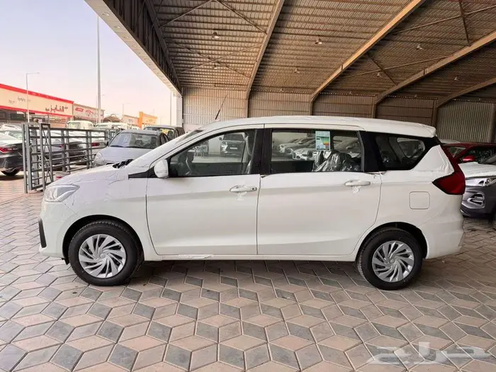 سوزوكي ارتيجا GL ستاندر _ فل موديل 2025 عرض خاص 5