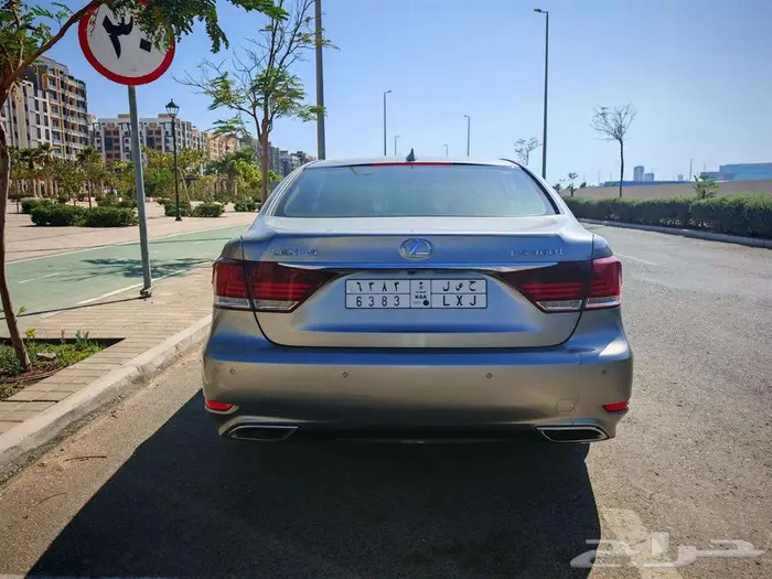لكزس LS460L 2014 4