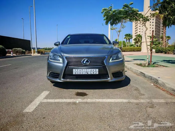 لكزس LS460L 2014 5