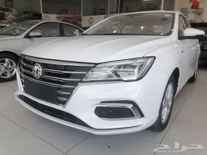 MG5 STD 1.5L 2025 1
