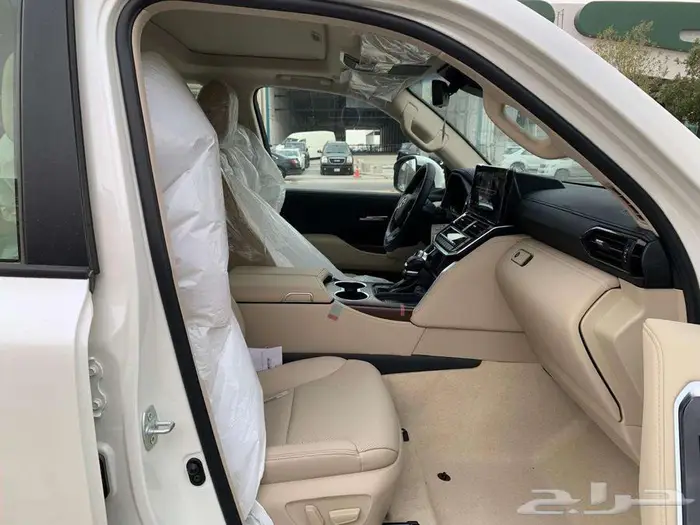 جكسار رقم 4 سعودي 2025 ابيض 10