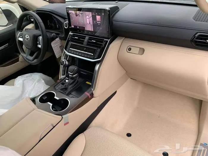 جكسار رقم 4 سعودي 2025 ابيض 7